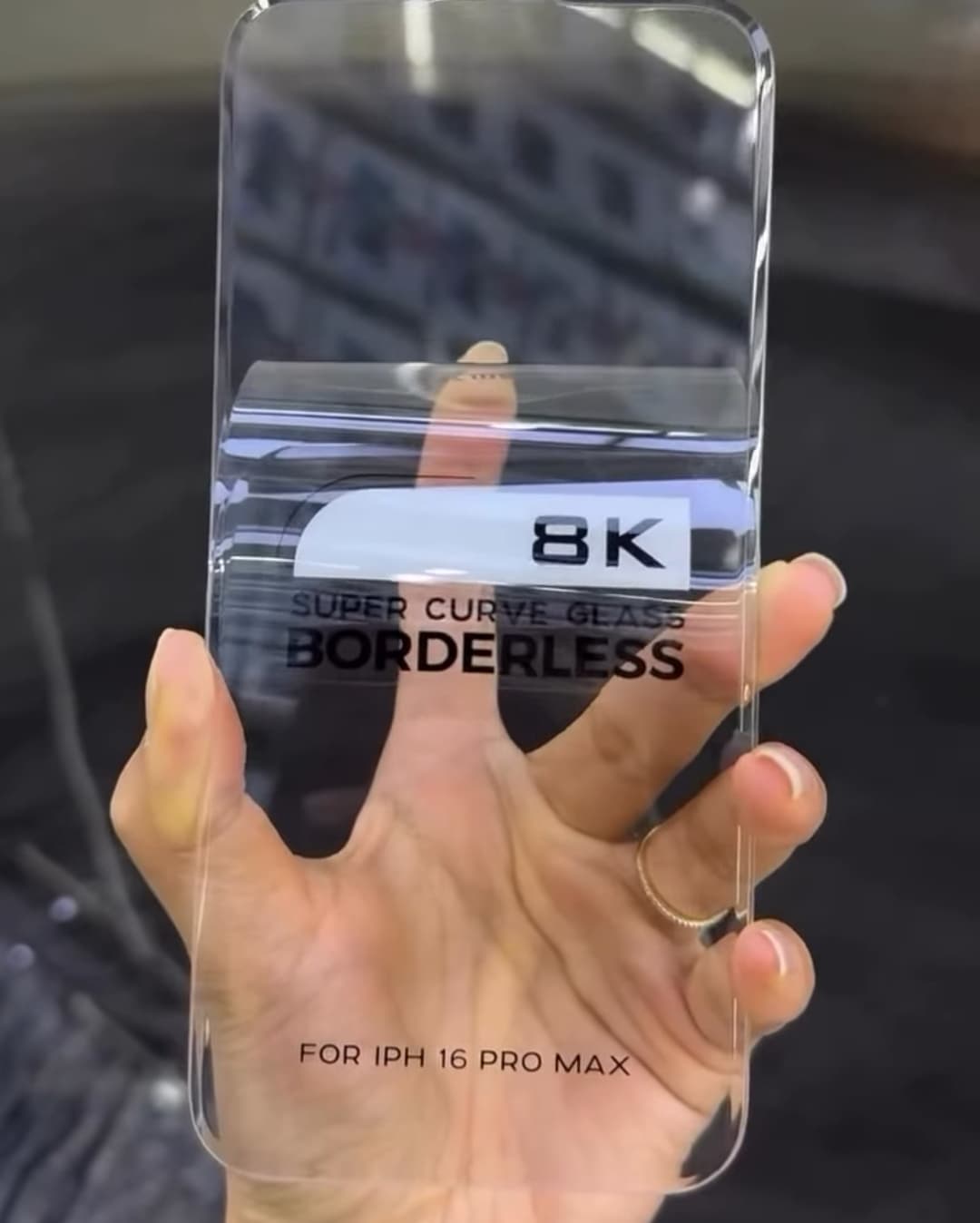 8k Premium tempered glass product media 3